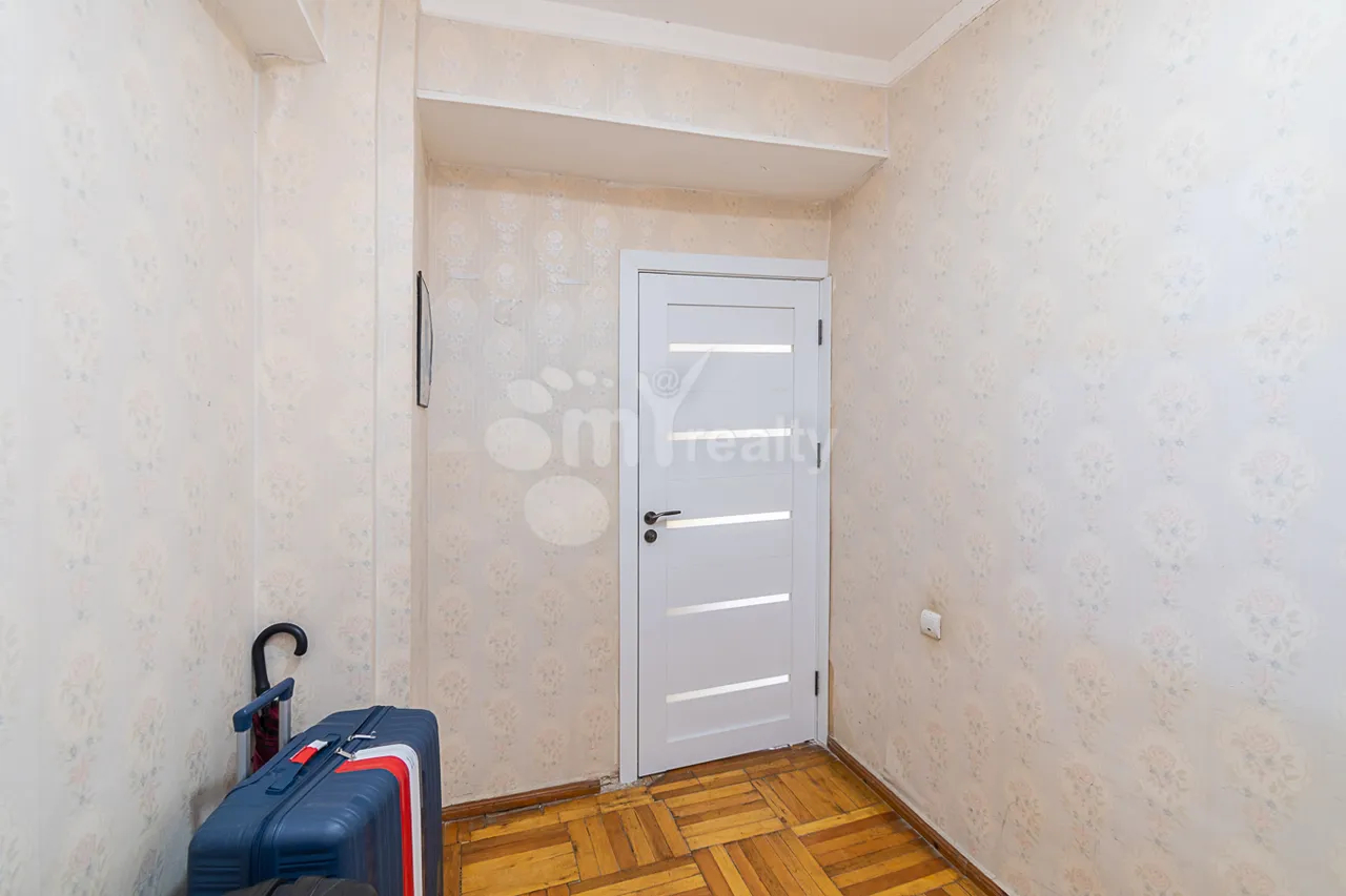 2 bedroom apartment for rent خیابان پوشکین, مرکز شهر ایروان, 160138