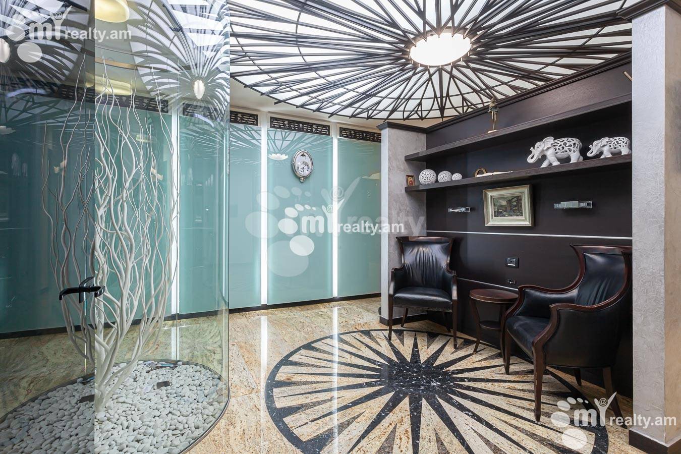 4 սենյականոց բնակարան  Տերյան փող, Կենտրոն Երևան, 155295