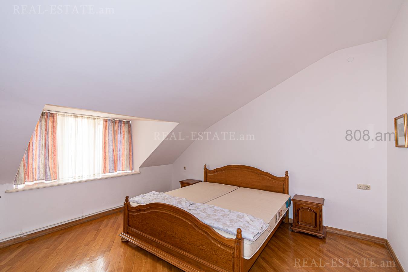 5 սենյականոց բնակարան  Ղազար Փարպեցու փող, Կենտրոն Երևան, 133741