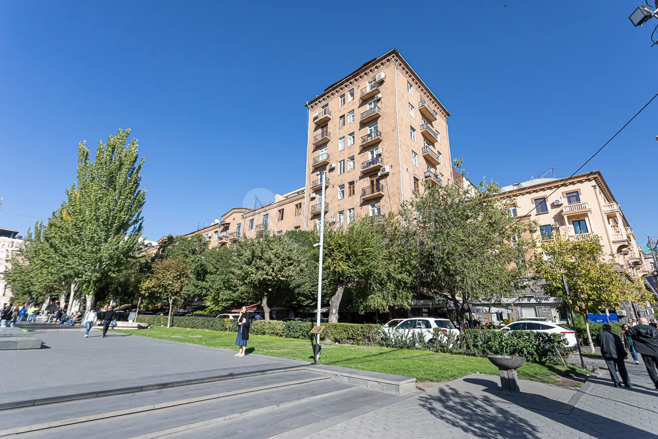 3 սենյականոց բնակարան վարձով Թամանյան փող, Կենտրոն Երևան, 158859