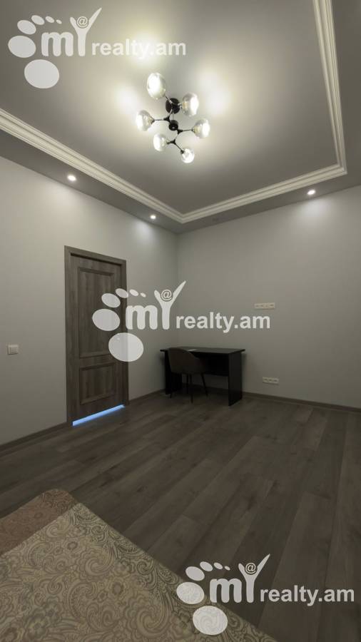 3 սենյականոց բնակարան  Մինսկի փող, Նոր Նորք Երևան, 160555