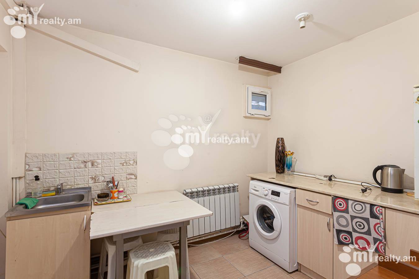 Commercial property for rent Abovyan St, Center Yerevan, 154004