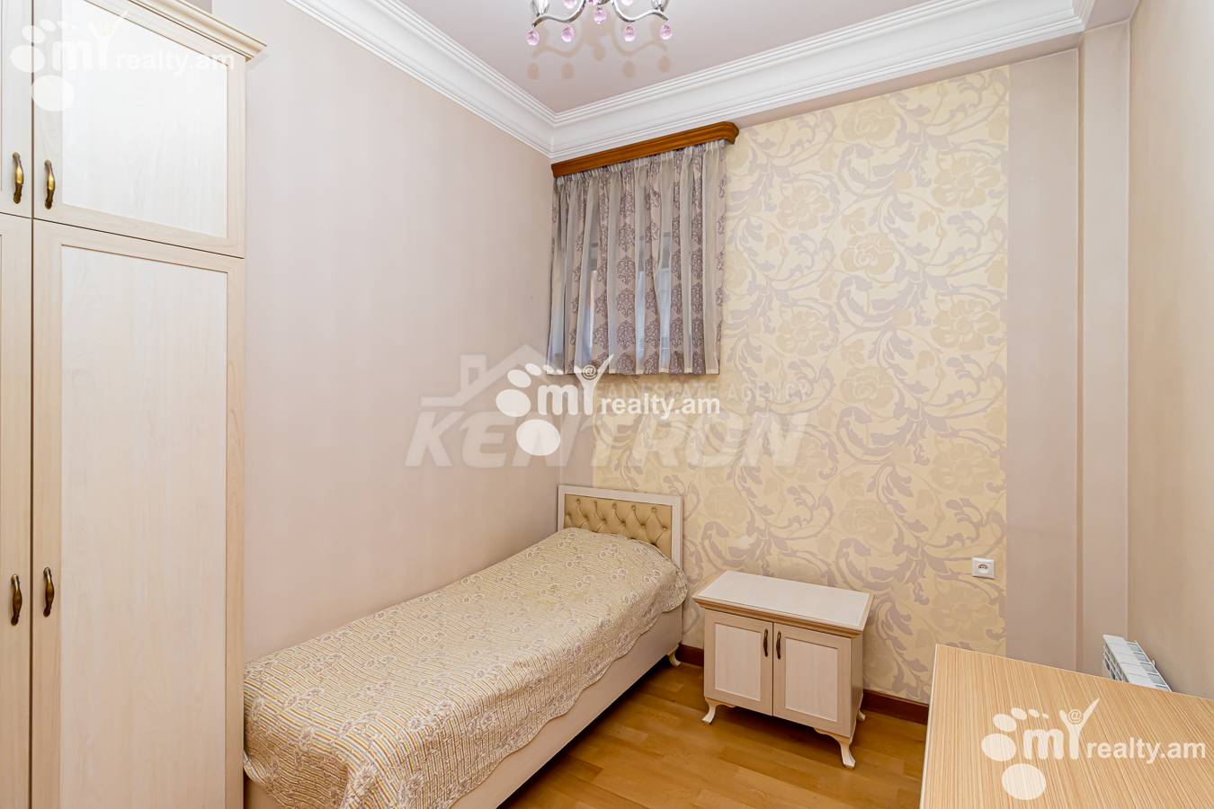 3 bedroom apartment for sale خیابان کاجازنونی, مرکز شهر ایروان, 153643