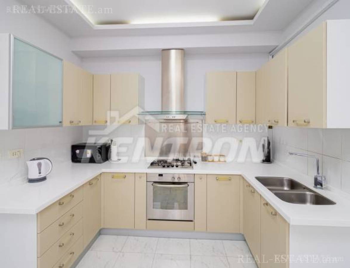 3 bedroom apartment for sale Sarmen St, Center Yerevan, 139638