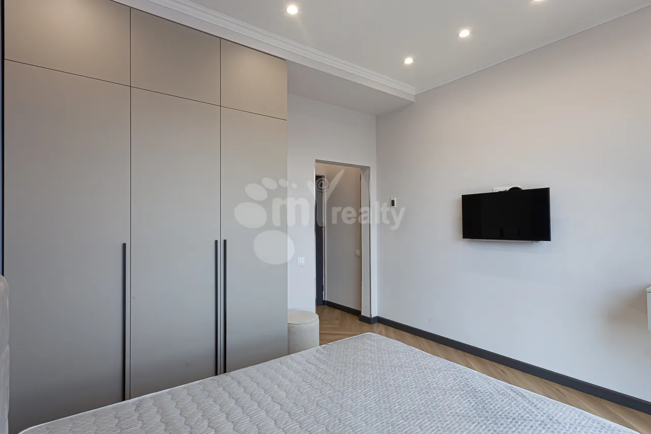3 bedroom apartment for sale Pushkin St, Center Yerevan, 160847