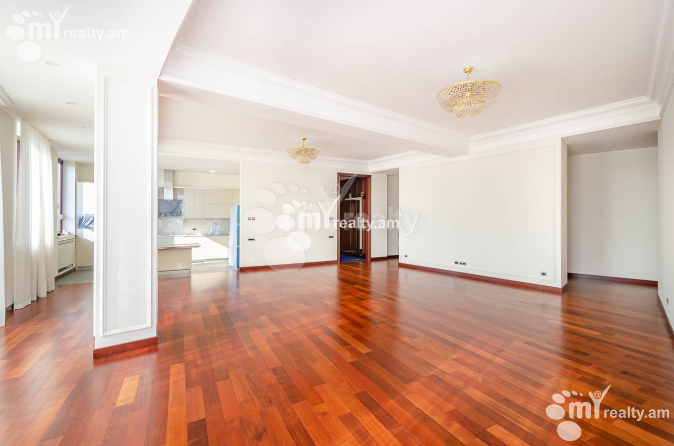 4 bedroom apartment for rent Moskovyan St, Center Yerevan, 153412