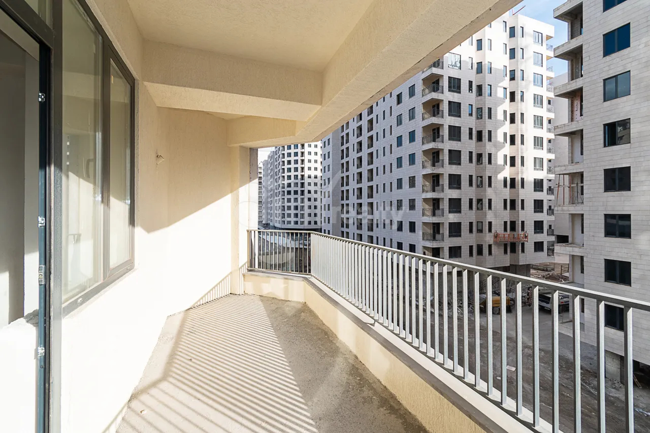 3 bedroom apartment for sale Griboedov St, Arabkir Yerevan, 160650