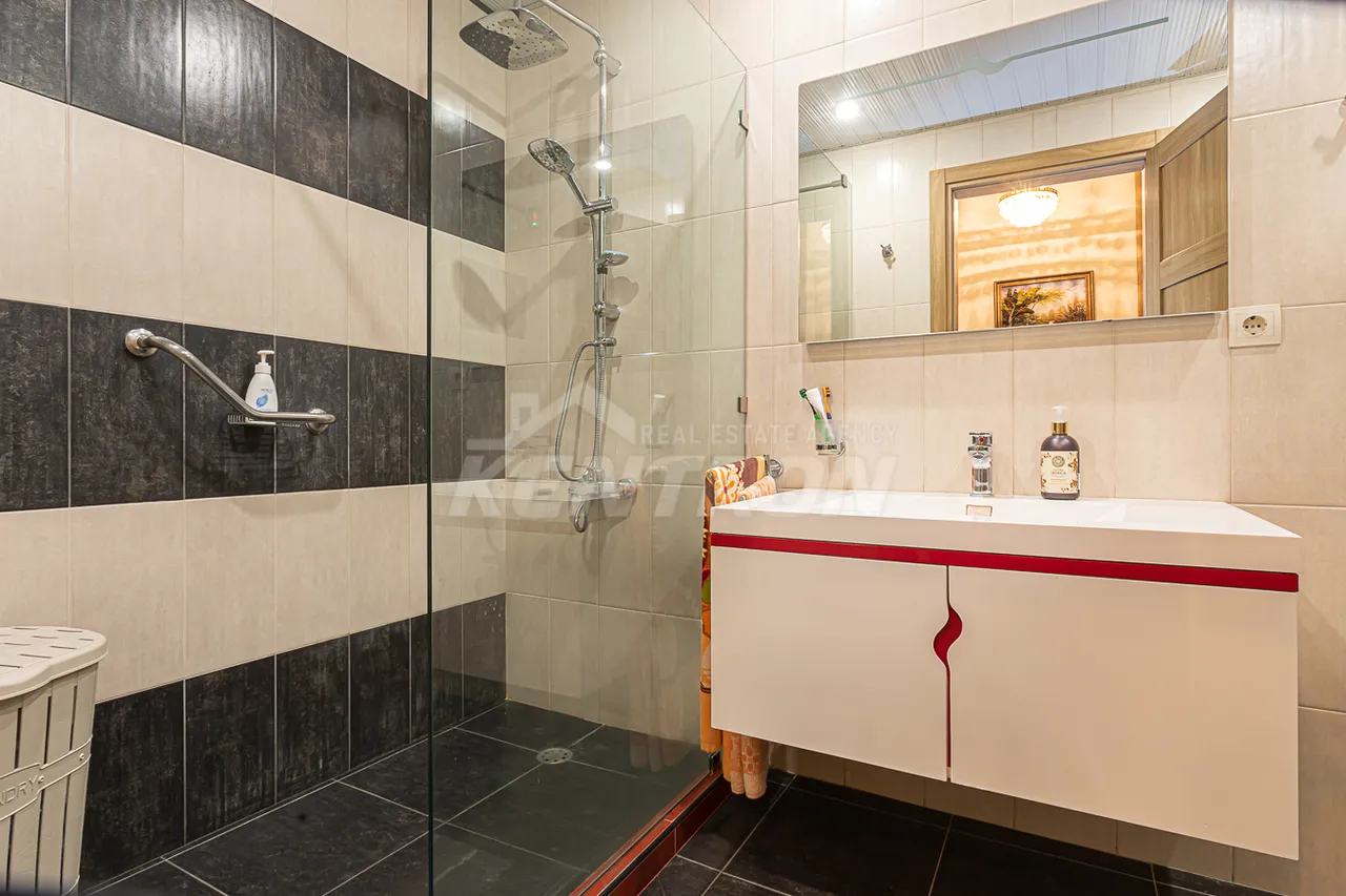 2 bedroom apartment for sale Sasna Tsrer St, Davtashen Yerevan, 157327