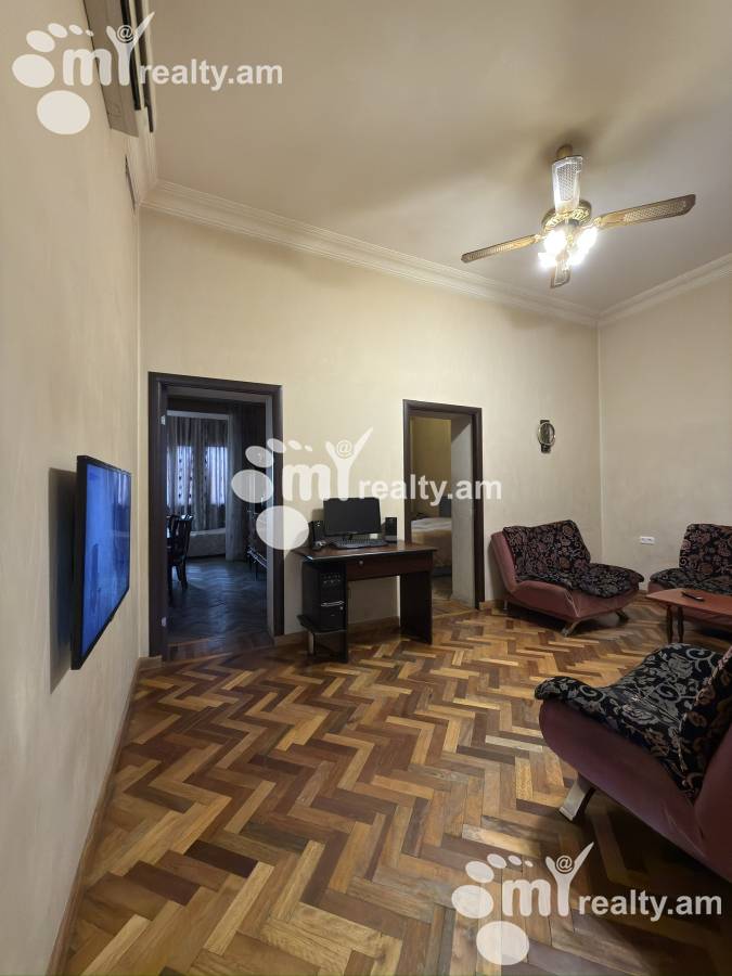 3 bedroom apartment for sale Paronyan St, Center Yerevan, 159679