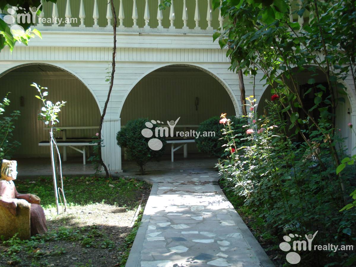 Commercial for sale خیابان کیِفیان کوچه 2, عربگیر ایروان, 155875