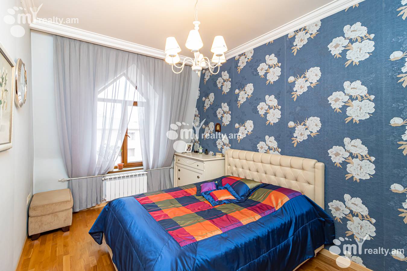 3 սենյականոց բնակարան  Բայրոնի փող, Կենտրոն Երևան, 143838