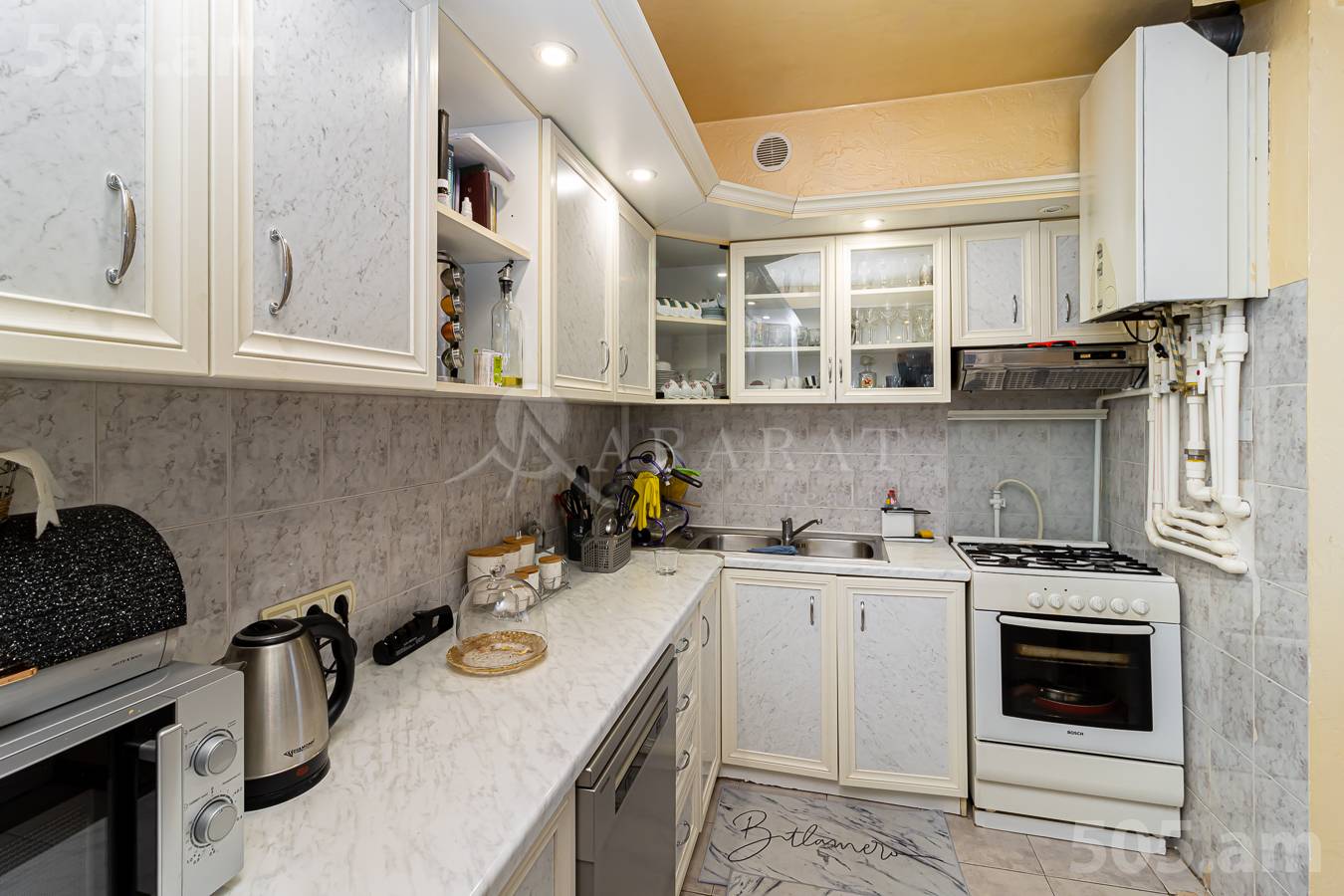 Купить 5 комнатную квартиру Г.Кочар ул, Арабкир Ереван, 154322