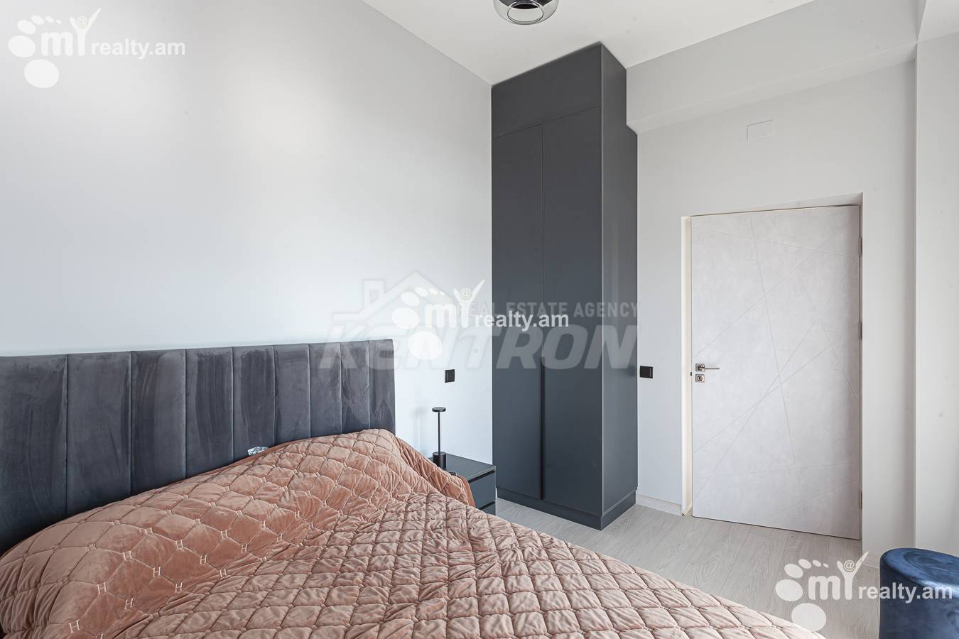 2 սենյականոց բնակարան  Միկոյան փող, Դավթաշեն Երևան, 152284