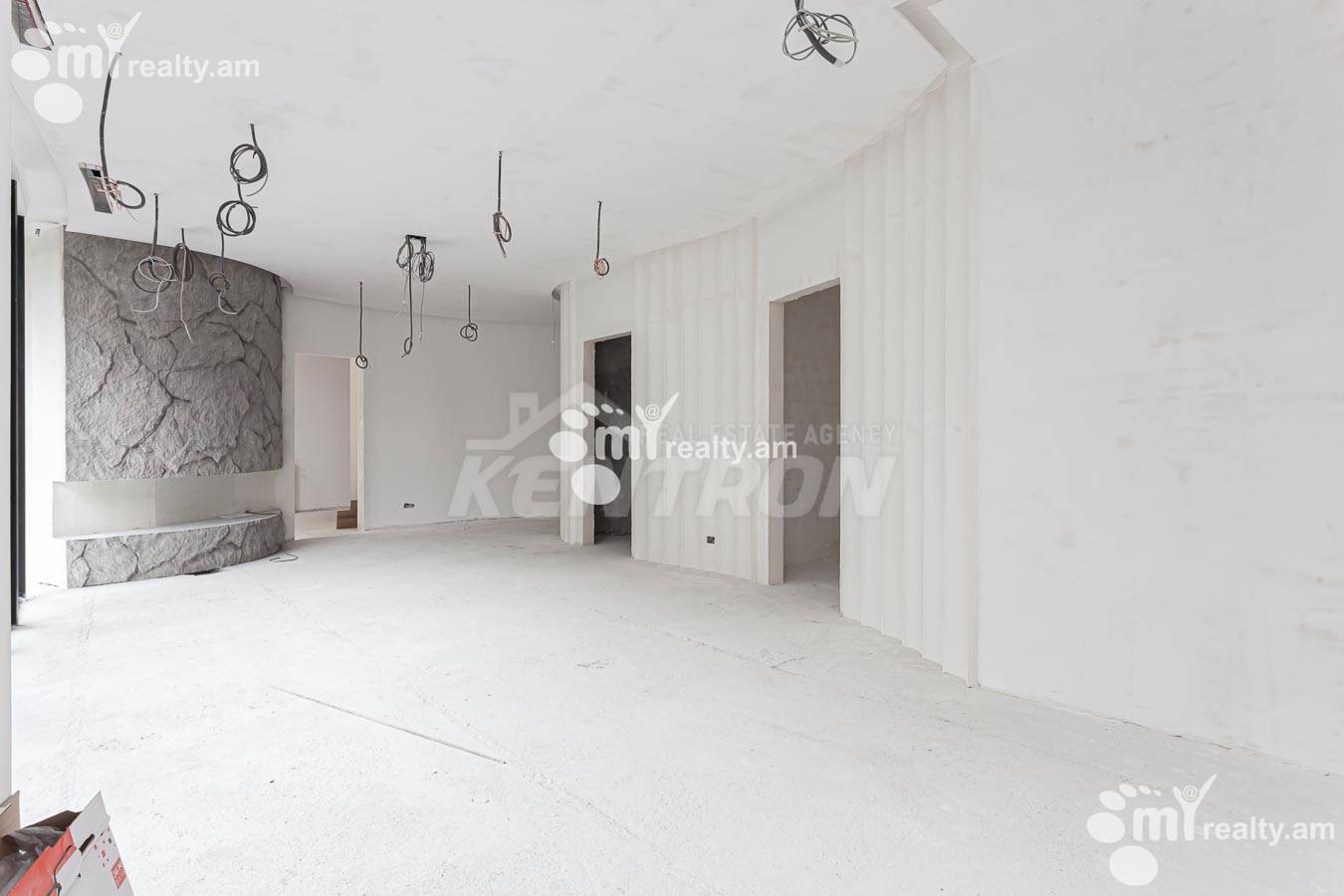 2 սենյականոց բնակարան  Գ. Հովսեփյան փող, Նորք-Մարաշ Երևան, 155264