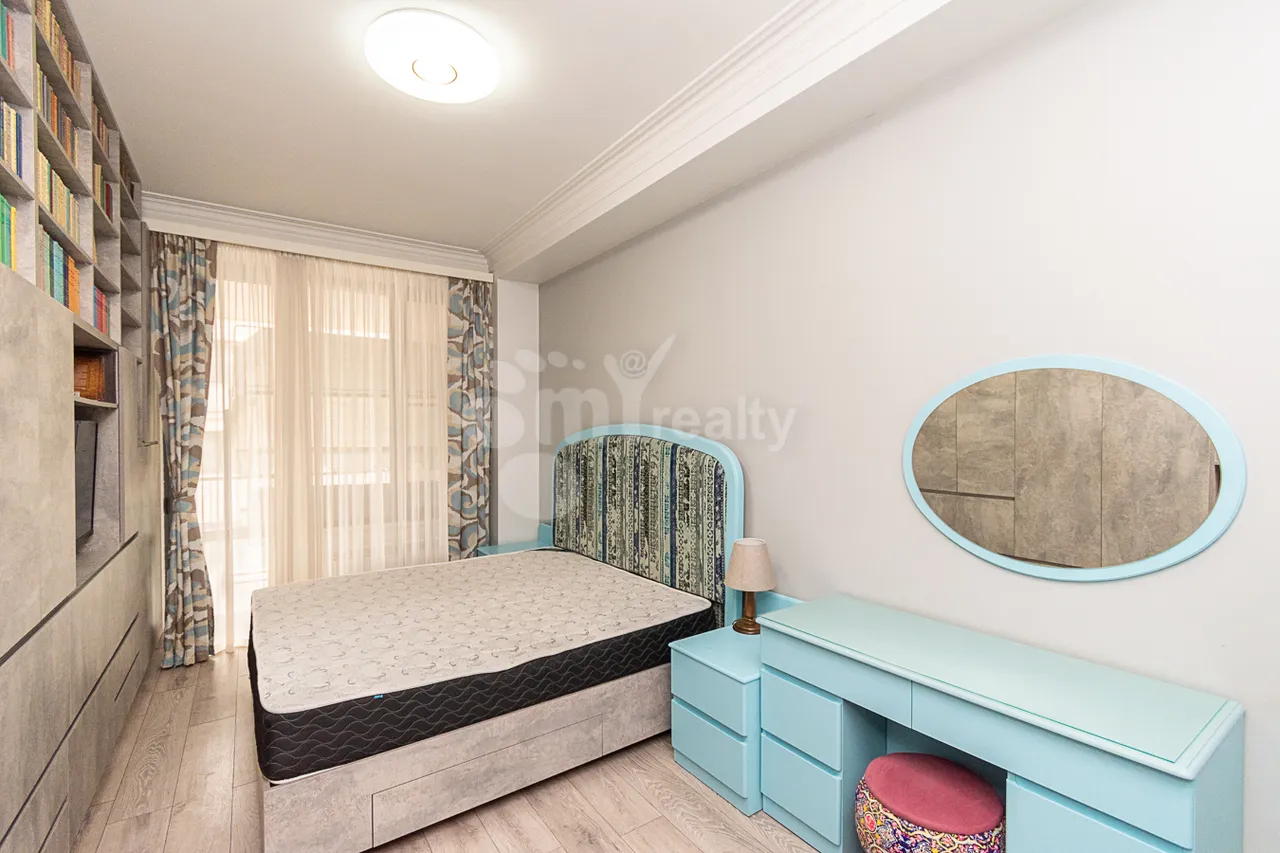 3 bedroom apartment for sale Antarayin, Rue Leonid Azgaldyan, Center Yerevan, 160270