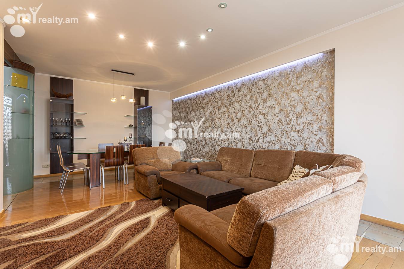 3 bedroom apartment for rent خیابان د. دِمیرچیان, مرکز شهر ایروان, 156842