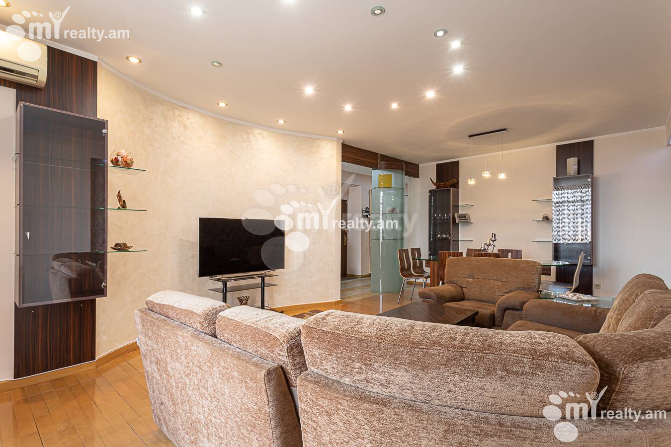 3 bedroom apartment for rent خیابان د. دِمیرچیان, مرکز شهر ایروان, 156842