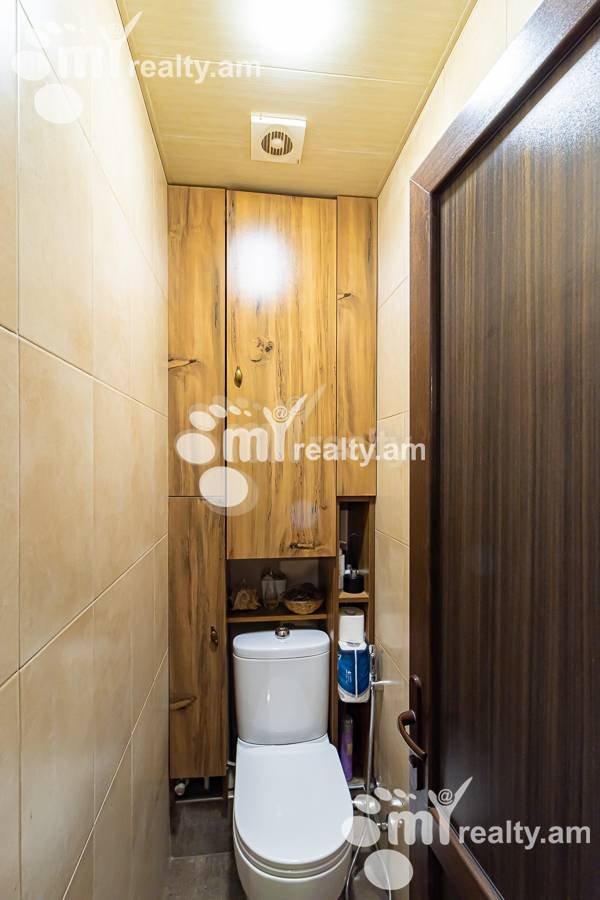 Купить 3 комнатную квартиру Амирян ул, Центр Ереван, 154203