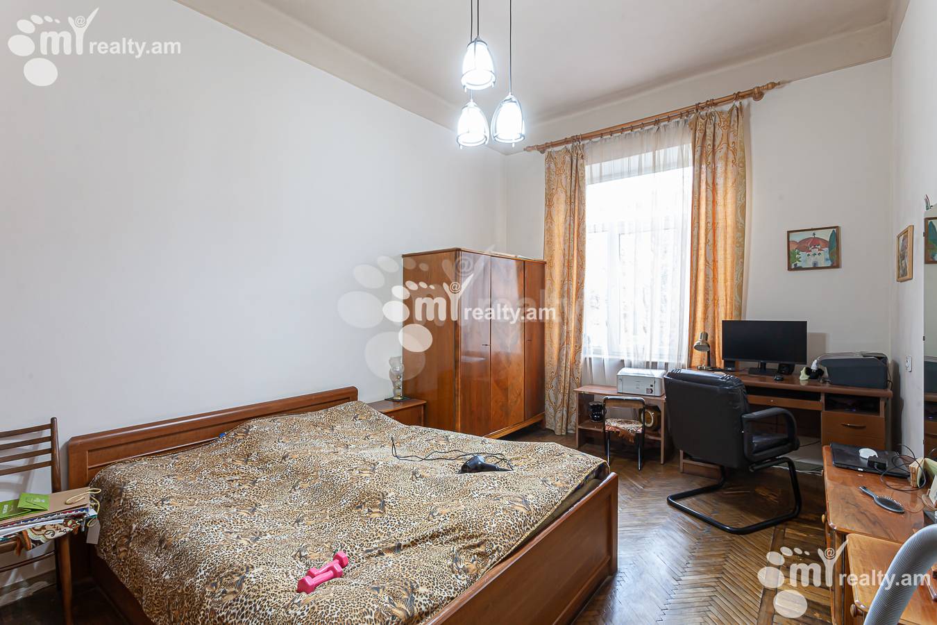 3 bedroom apartment for sale Saryan St, Center Yerevan, 147640