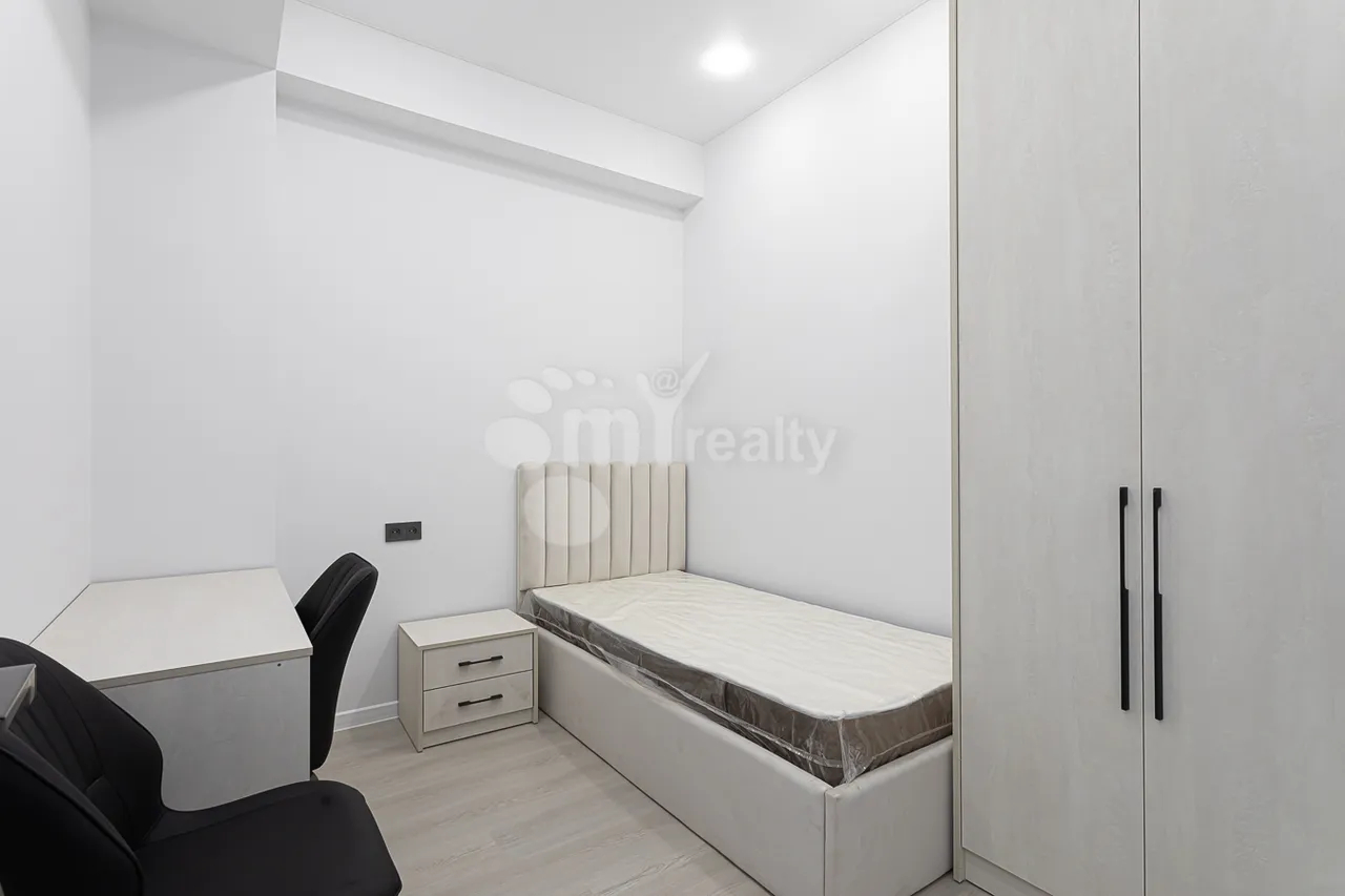 3 bedroom apartment for sale خیابان کومیتاس, عربگیر ایروان, 157458