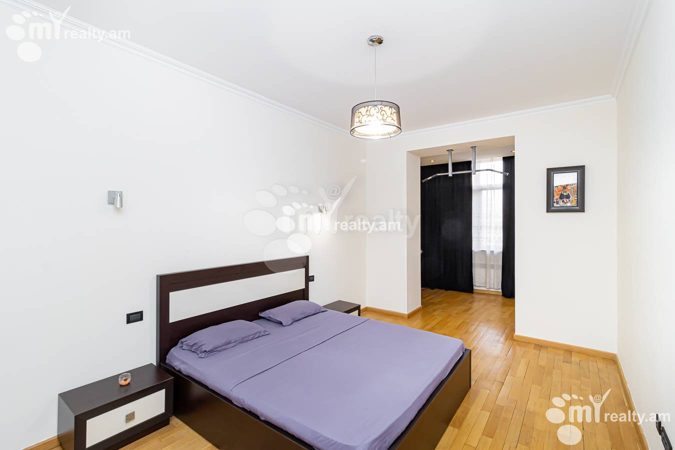 3 սենյականոց բնակարան  Մաշտոցի պող, Կենտրոն Երևան, 153759