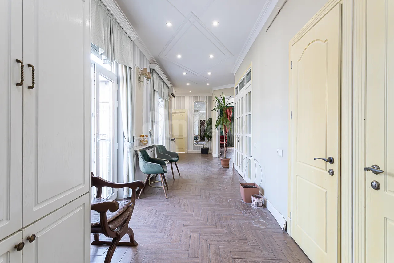 4 bedroom apartment for rent Pushkin St, Center Yerevan, 158795