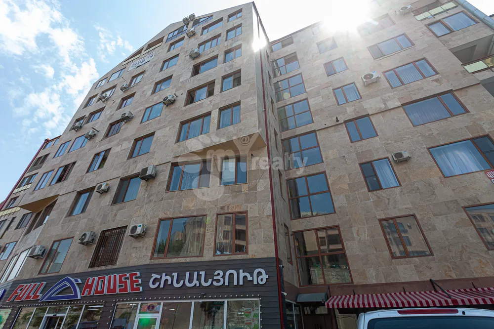 norakaruyc-bnakaran/4-senyakanoc/Antarayin+St/Center/Yerevan
