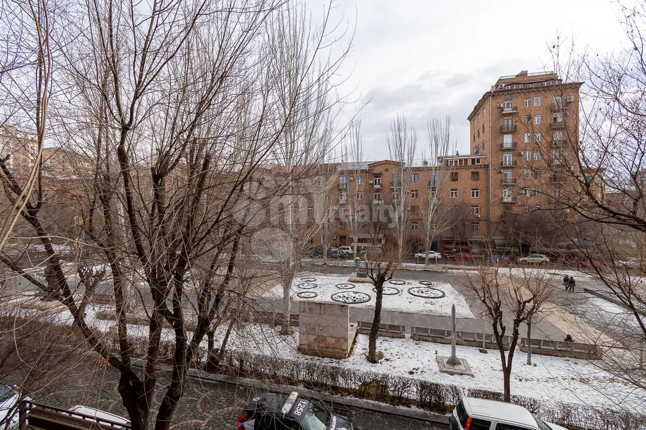 3 bedroom apartment for sale Tamanyan St, Center Yerevan, 158804