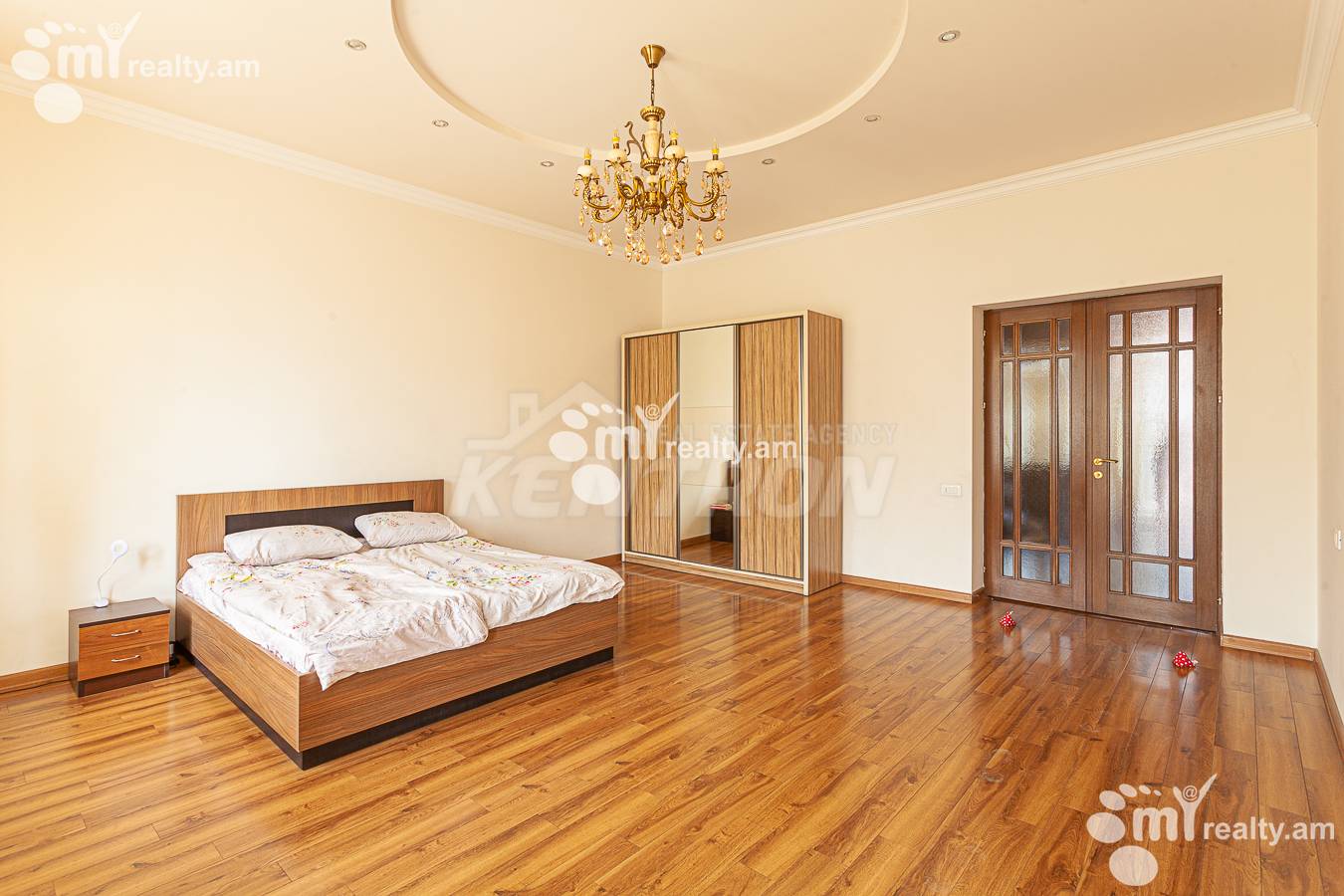 3 bedroom apartment for sale Tumanyan St, Center Yerevan, 145339
