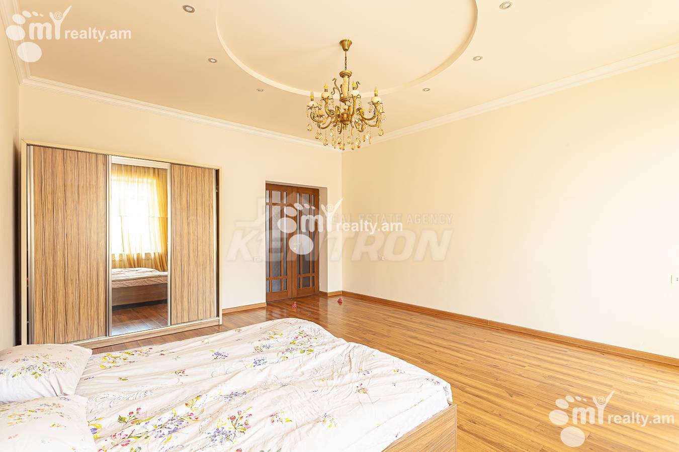 3 bedroom apartment for sale Tumanyan St, Center Yerevan, 145339