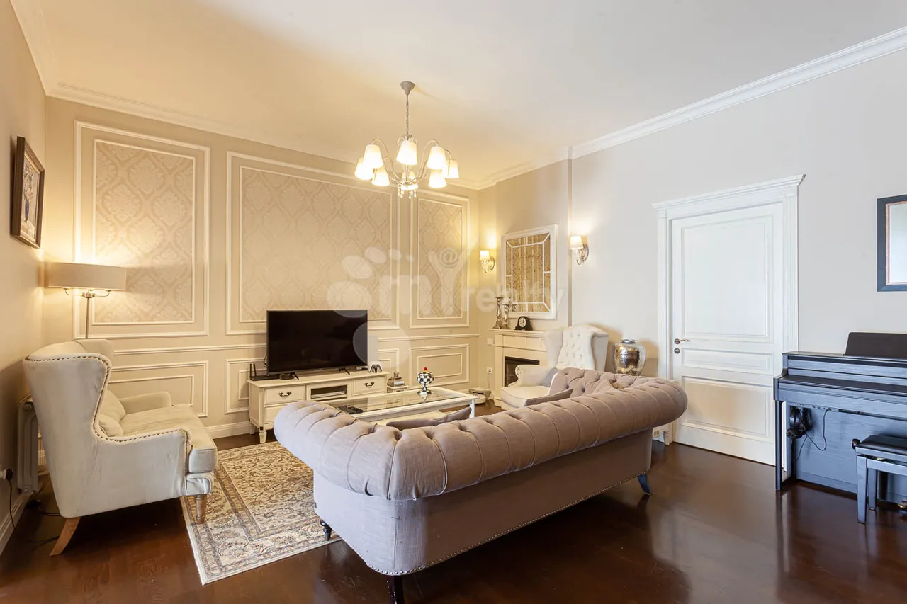 Снять 4 комнатную квартиру Туманян ул 1ый перех, Центр Ереван, 158987