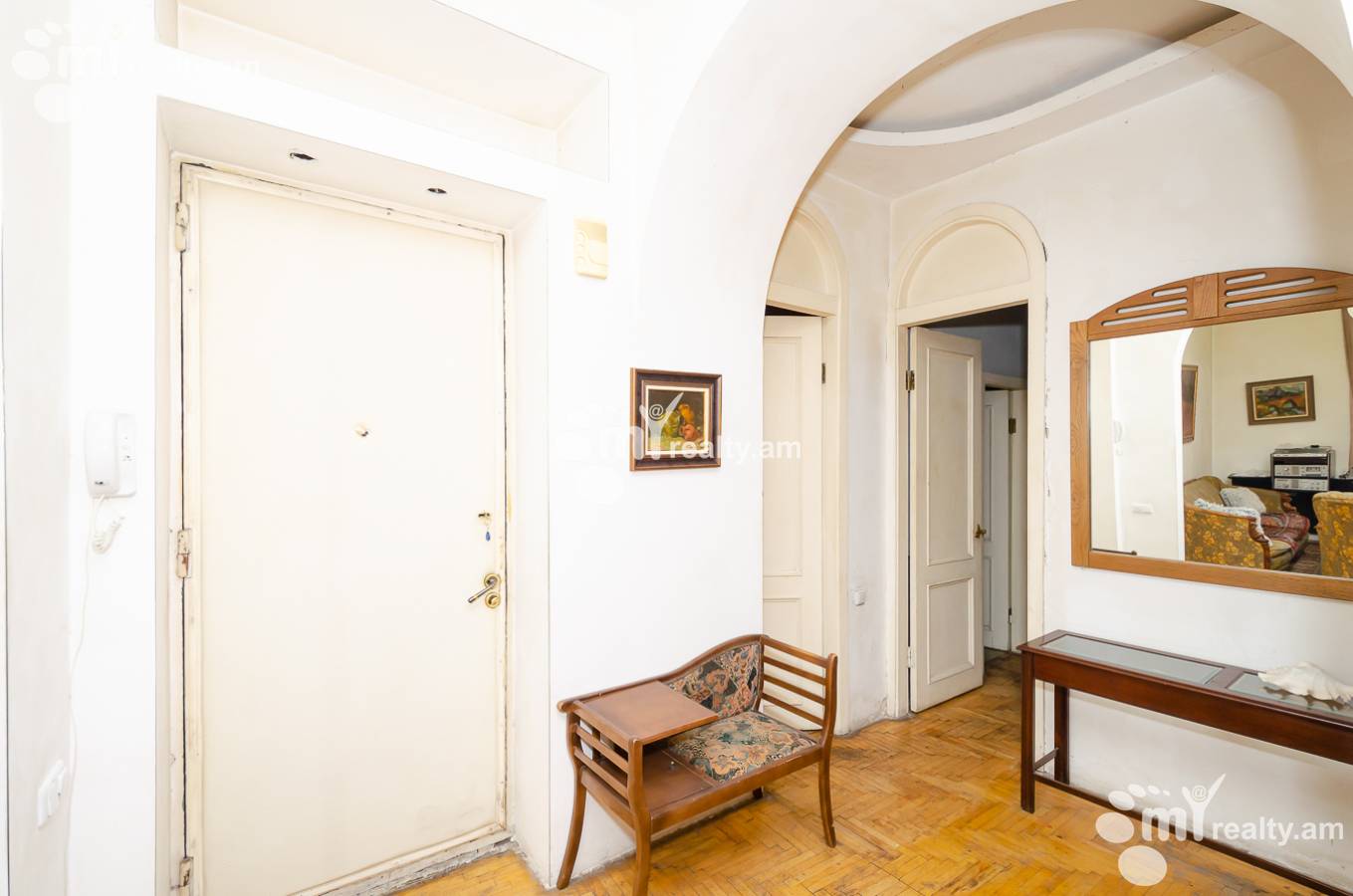 4 bedroom apartment for sale Abovyan St, Center Yerevan, 152290