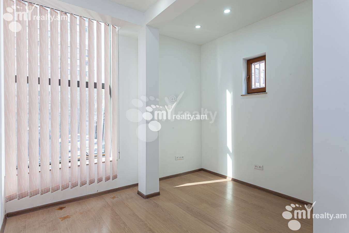 Снять коммерческoе помещение Амбардзумян ул, Арабкир Ереван, 147519