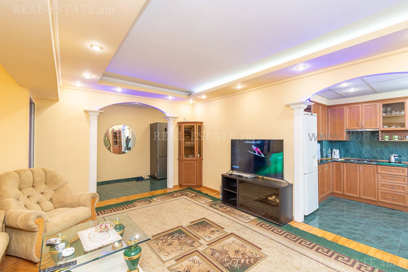 3 bedroom apartment for sale Mashtots Ave, Center Yerevan, 125544