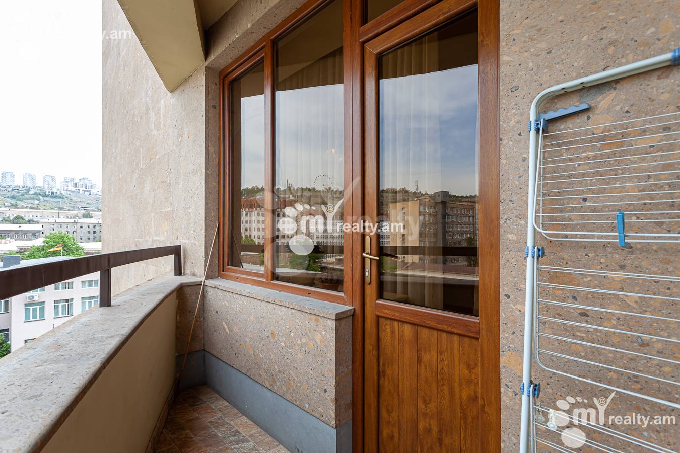 4 bedroom apartment for rent Teryan St, Center Yerevan, 156948