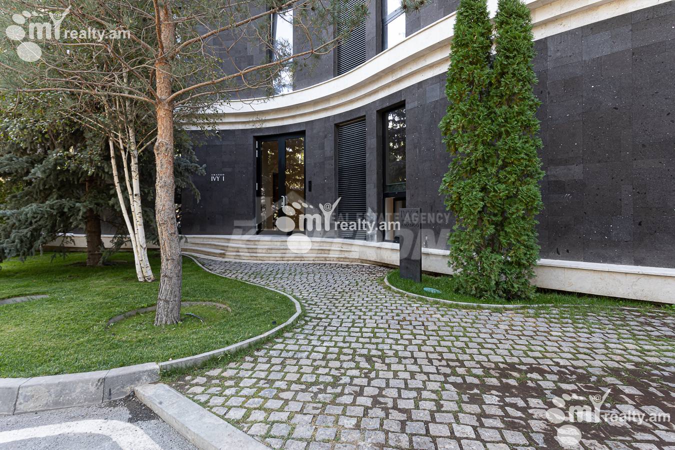 2 սենյականոց բնակարան  Գ. Հովսեփյան փող, Նորք-Մարաշ Երևան, 156820