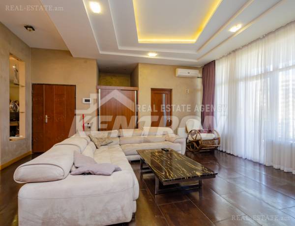 arandznatun-vacharq-Yerevan-Avan