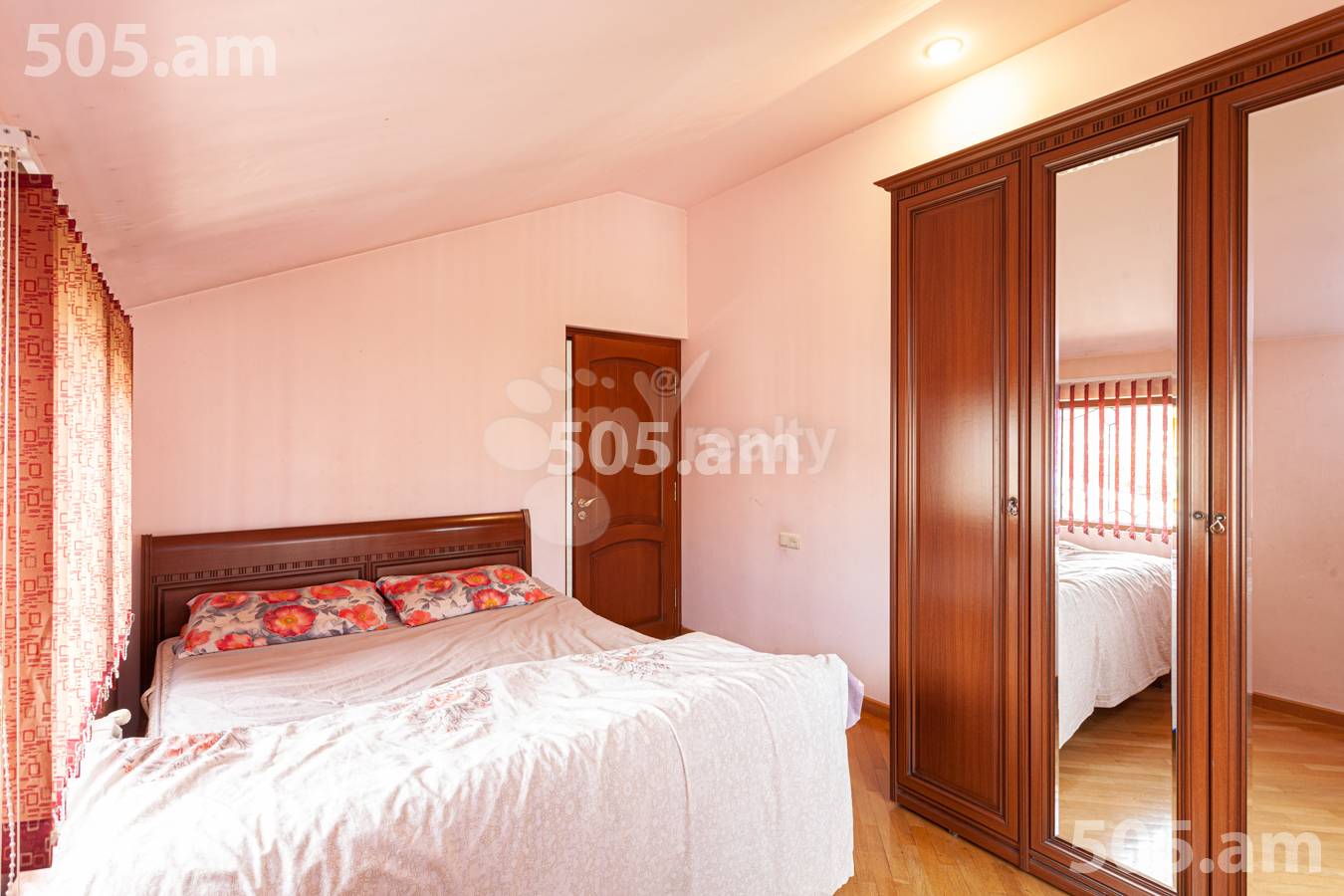 Снять дом А.Манукян ул, Центр Ереван, 150609