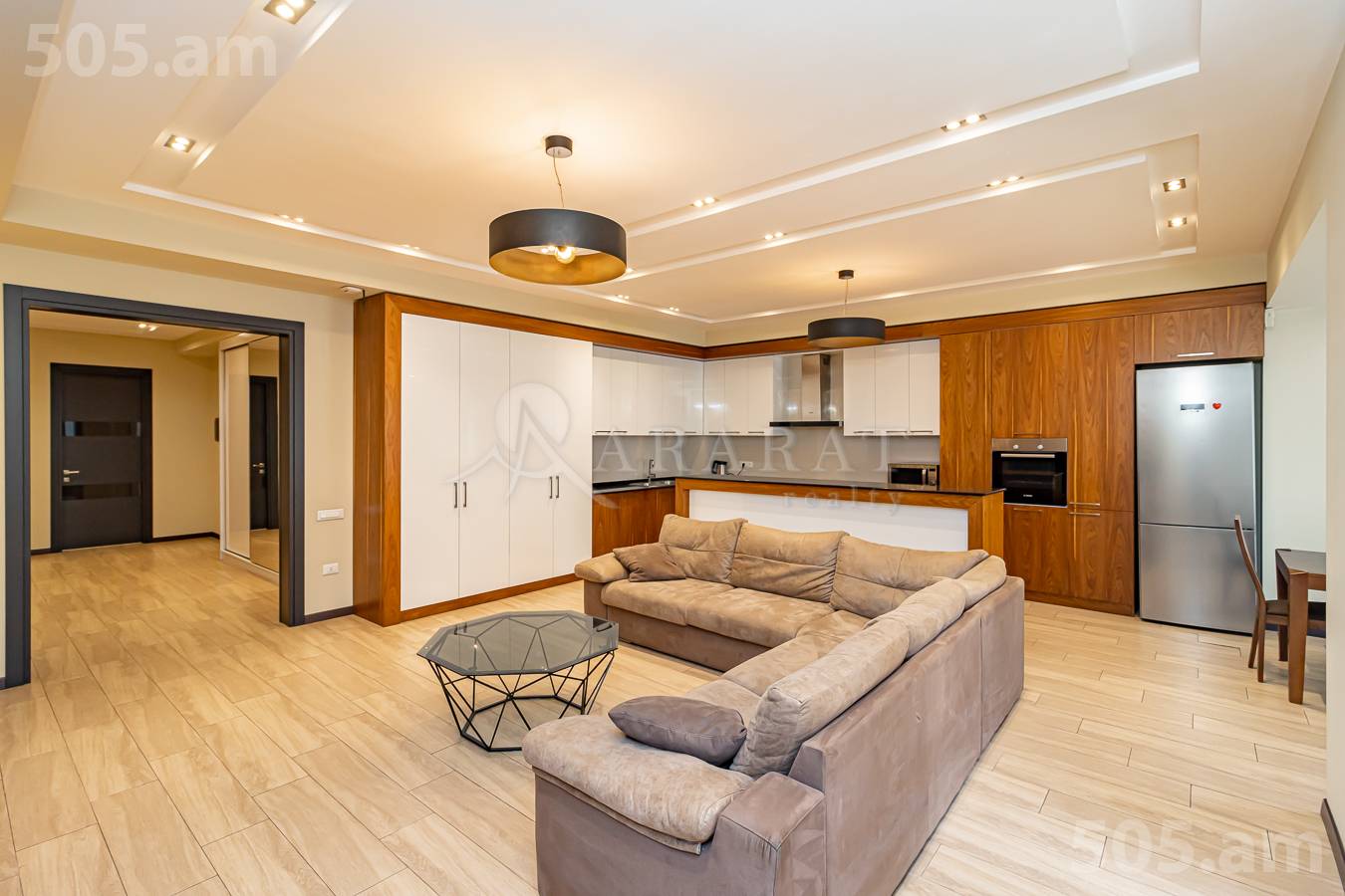 3 bedroom apartment for sale خیابان هانراپتوتیان, مرکز شهر ایروان, 149466