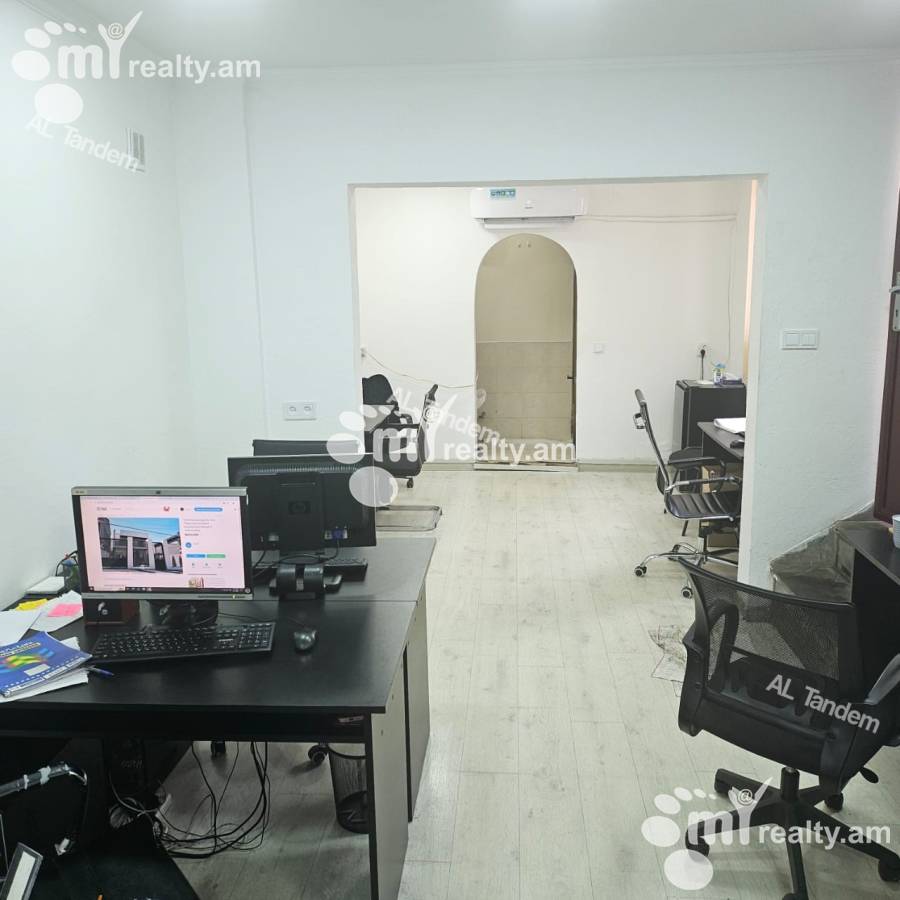 Commercial property for rent rue d'Abovyan, Center Yerevan, 134690