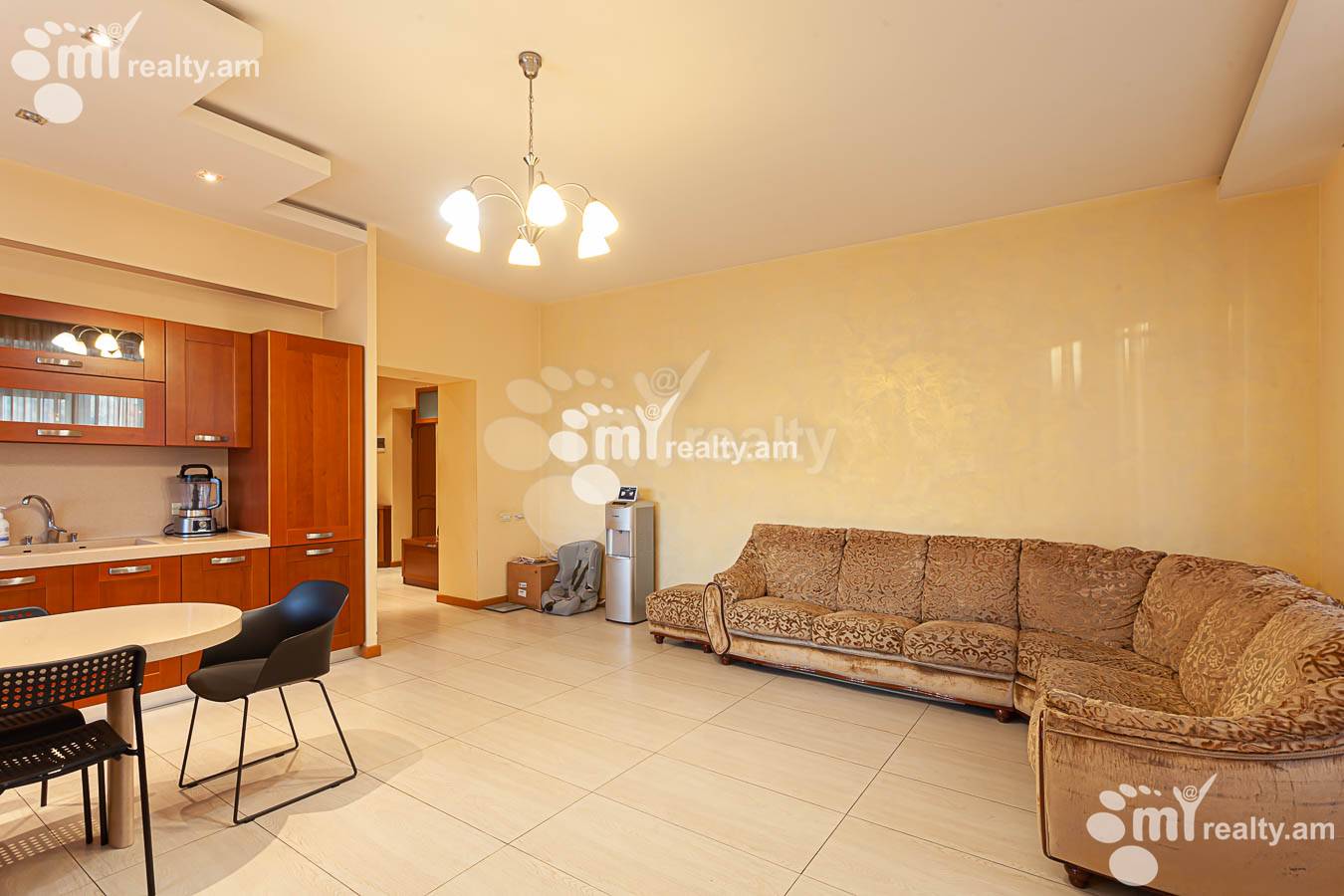 Купить 3 комнатную квартиру Амирян ул, Центр Ереван, 155139