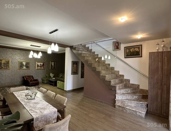 arandznatun-vardzakalutyun-Yerevan-Center