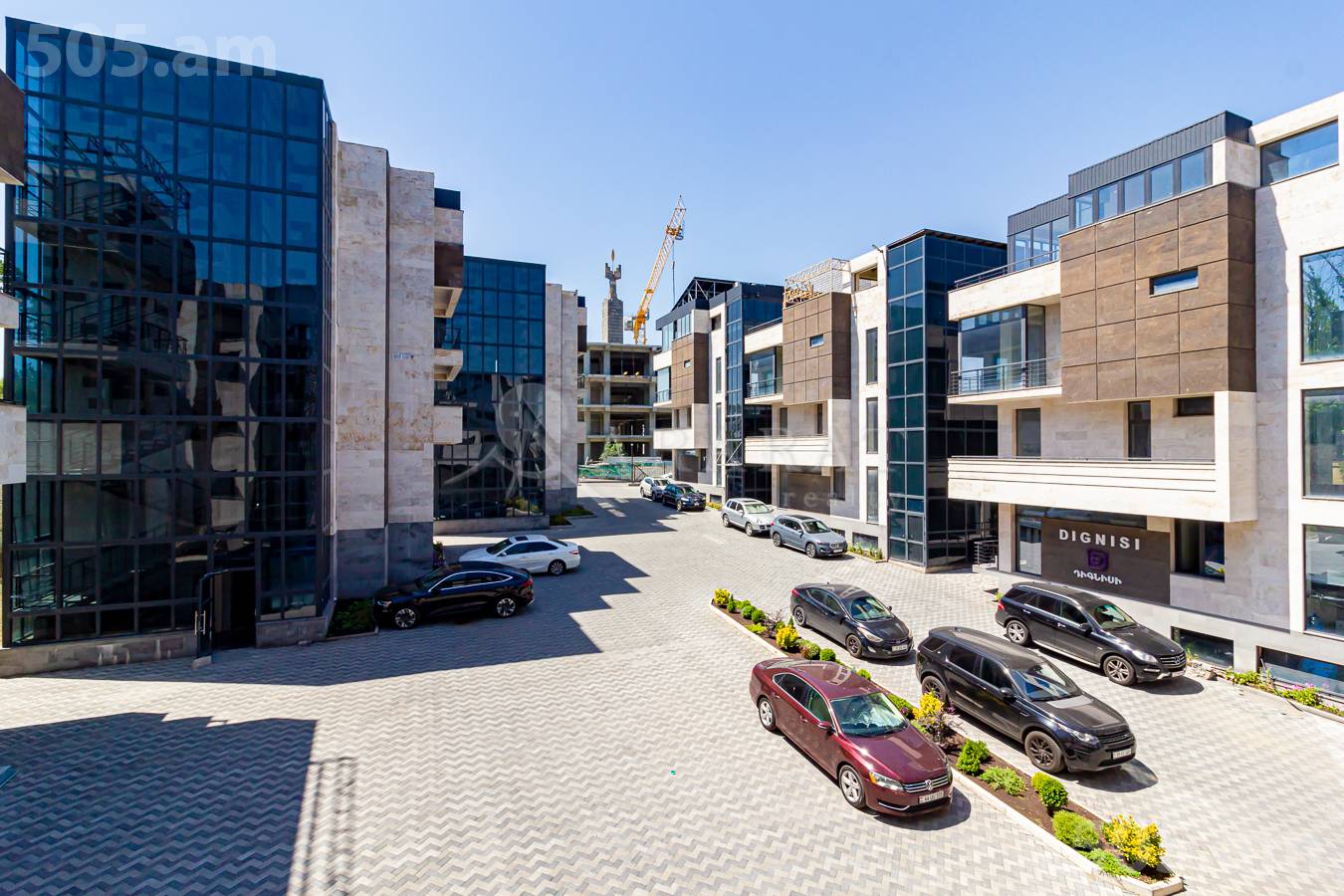 3 սենյականոց բնակարան  Ազատության պող, Արաբկիր Երևան, 151239