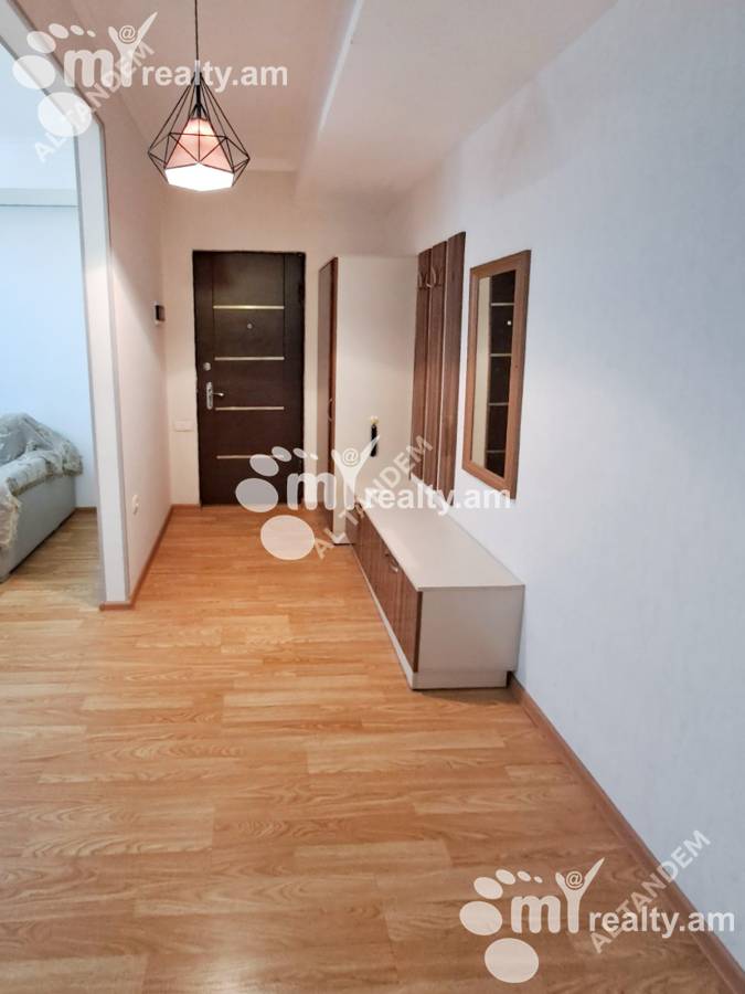 Снять 2 комнатную квартиру Вардананц ул, Центр Ереван, 160260