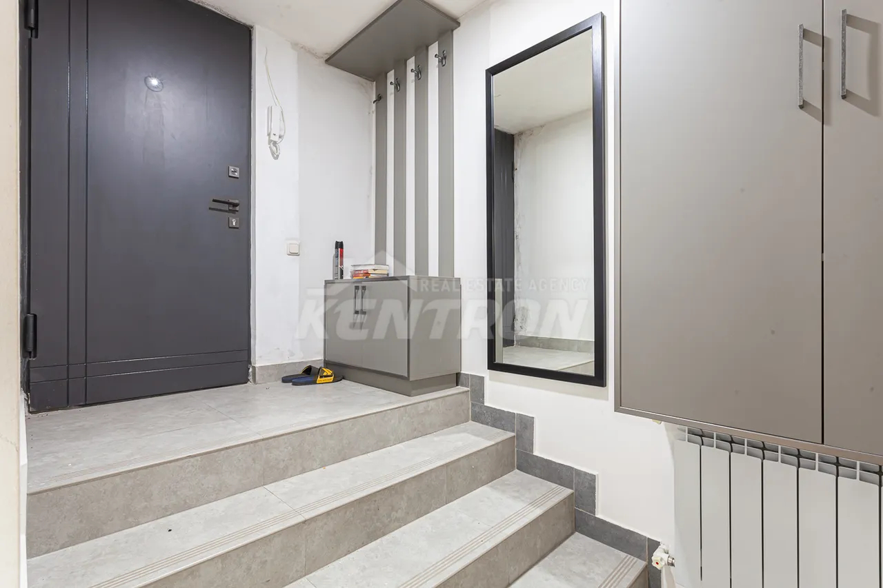 House for sale Fizkulturnikner St, Center Yerevan, 157324