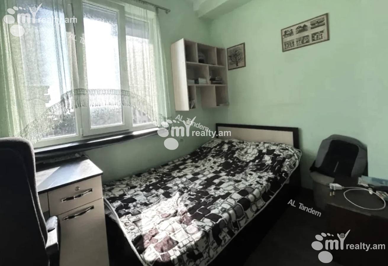 4 bedroom apartment for sale Hr.Kochar St, Arabkir Yerevan, 158127