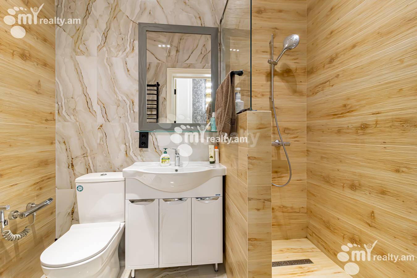 3 bedroom apartment for sale Argishti St, Center Yerevan, 154192