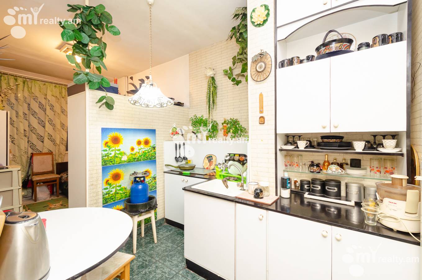 1 bedroom apartment for sale خیابان ناردُس, مرکز شهر ایروان, 143933