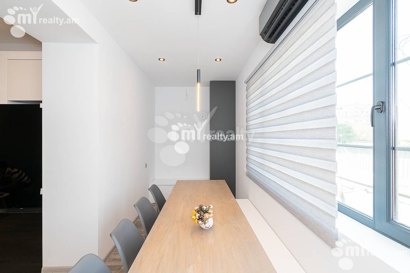 3 bedroom apartment for sale Tigran Mets Ave, Center Yerevan, 144516