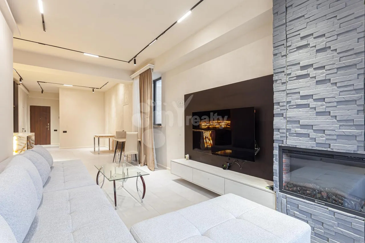 4 bedroom apartment for sale Nalbandyan St, Center Yerevan, 157674